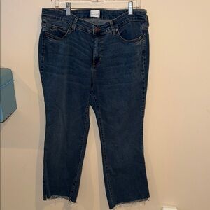 Crown & Ivy Dark Wash Cropped Jeans